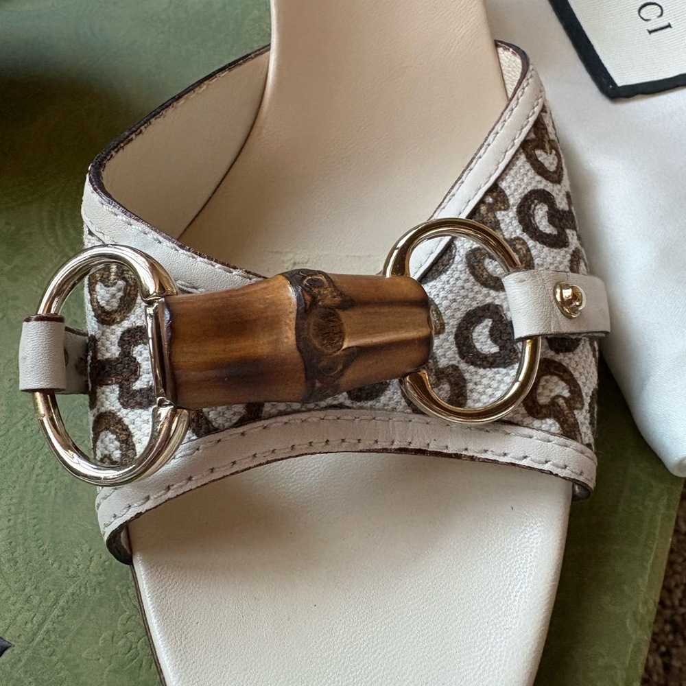 SALE🥰 Authentic Gucci Flora Horsebit Heel Mules - Picture 5 of 10